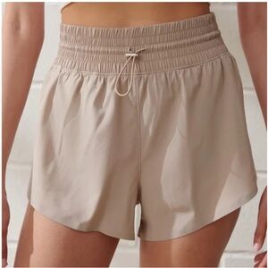 Abercrombie & Fitch YPB motionTEK Lined Flyaway Short